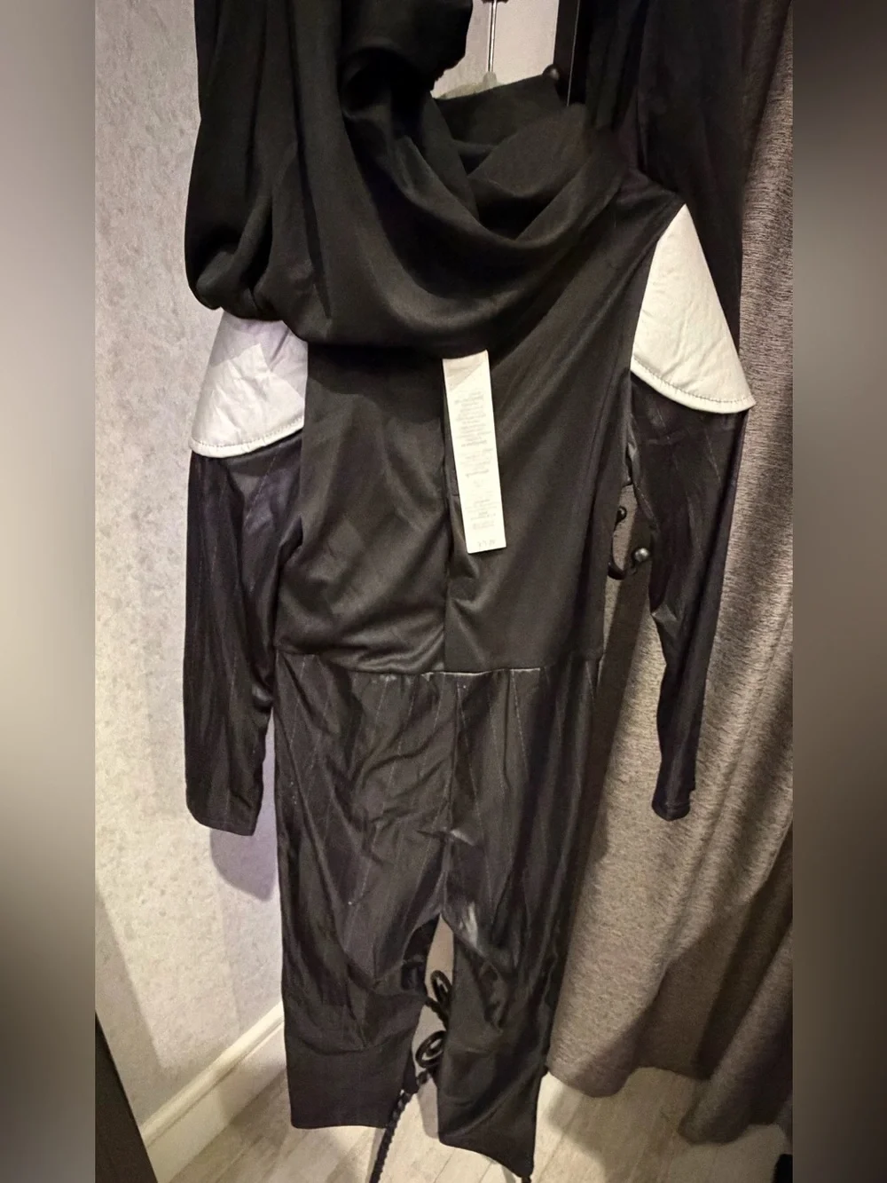 Star Wars Kids Black Darth Vader Costume with Mask size 7-8 like new. Never used - Picture 3 of 6